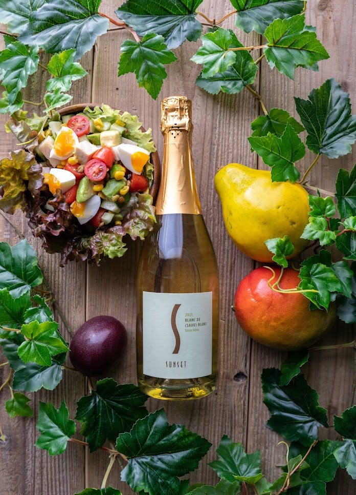SUNSET CELLARS - Micro Family Winery in California